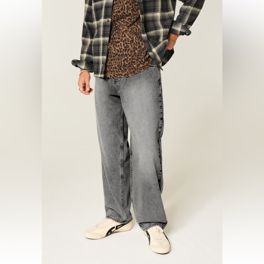 NWOT Hollister Skater Jeans